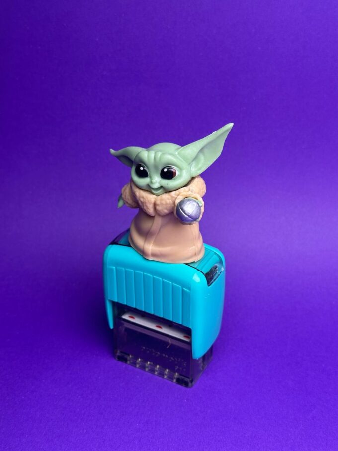 TIMBRE BABY YODA 3