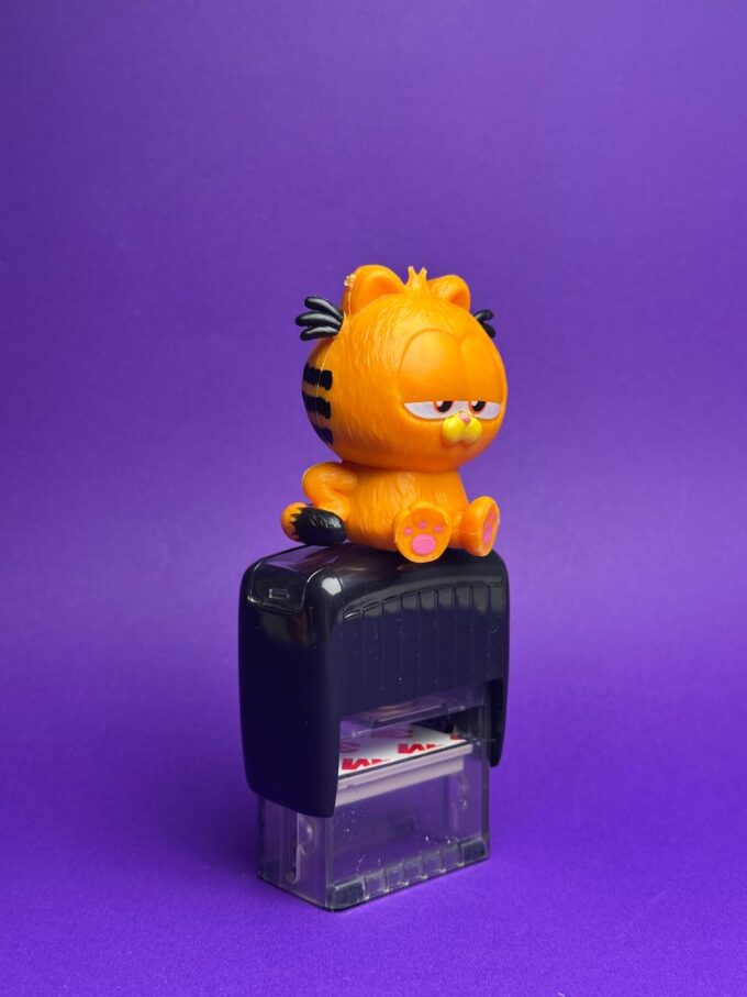 TIMBRE GARFIELD 4